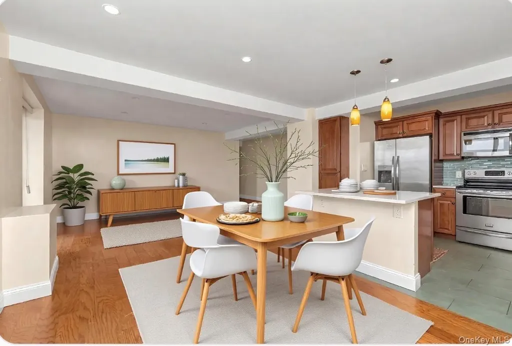 2 Richmond Road Long Beach NY 11561