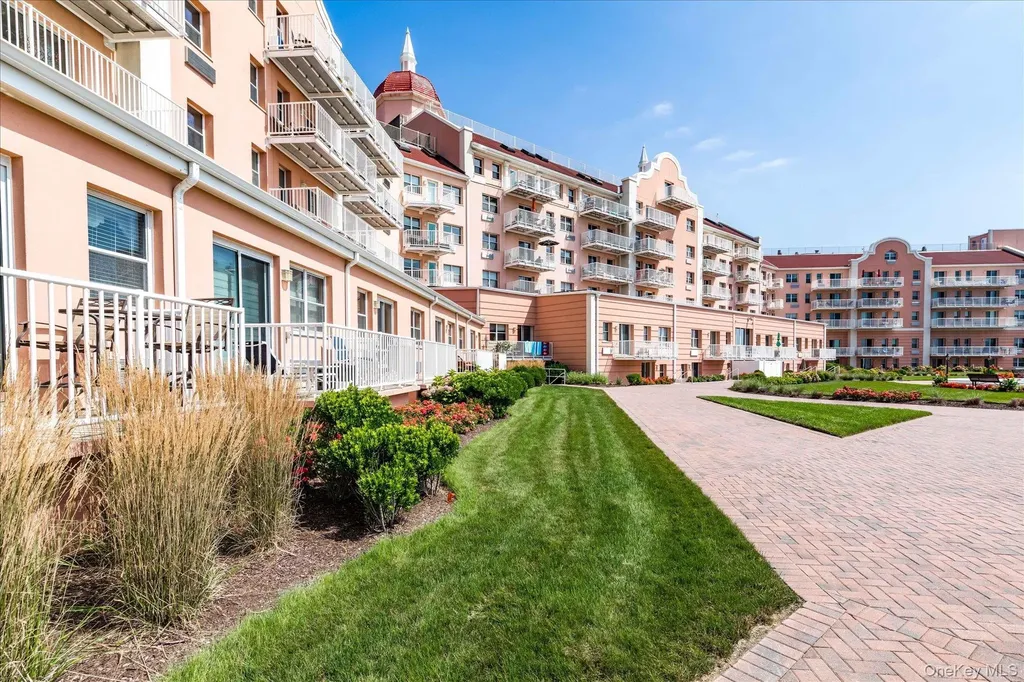 2 Richmond Road Long Beach NY 11561