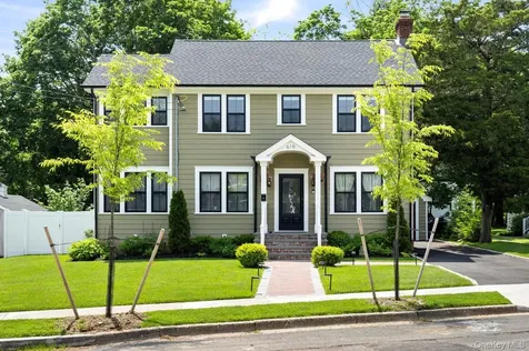 619 Bailey Avenue Greenport NY 11944