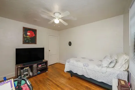 61 Continental Place Glen Cove NY 11542