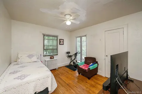 61 Continental Place Glen Cove NY 11542