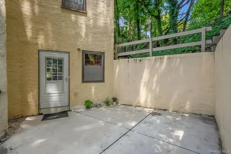 61 Continental Place Glen Cove NY 11542