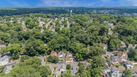 61 Continental Place Glen Cove NY 11542