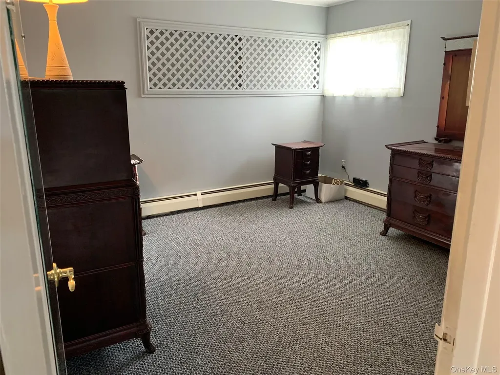 304 Acre Lane Hicksville NY 11801