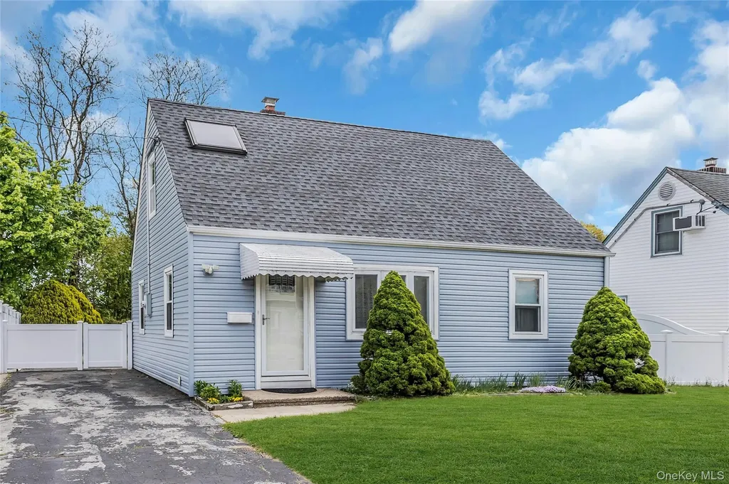 97 Horton Road Valley Stream NY 11581