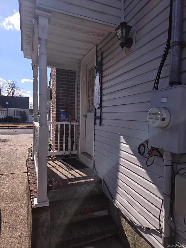 12 Carson Street Bethpage NY 11714