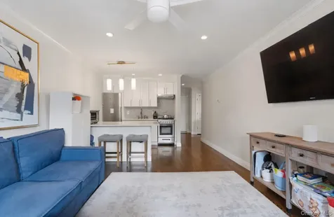 828 Pelhamdale Avenue New Rochelle NY 10801