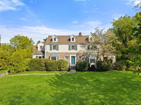 33 Byron Lane Larchmont NY 10538