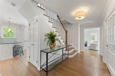 33 Byron Lane Larchmont NY 10538