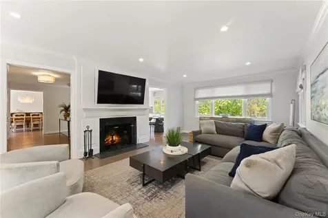 33 Byron Lane Larchmont NY 10538