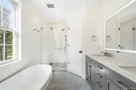 217 Greenwich Road Bedford NY 10506