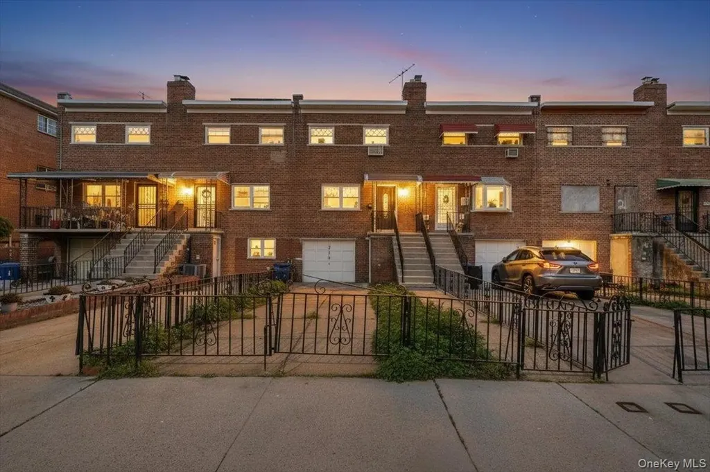 278 Balcom Avenue Bronx NY 10465