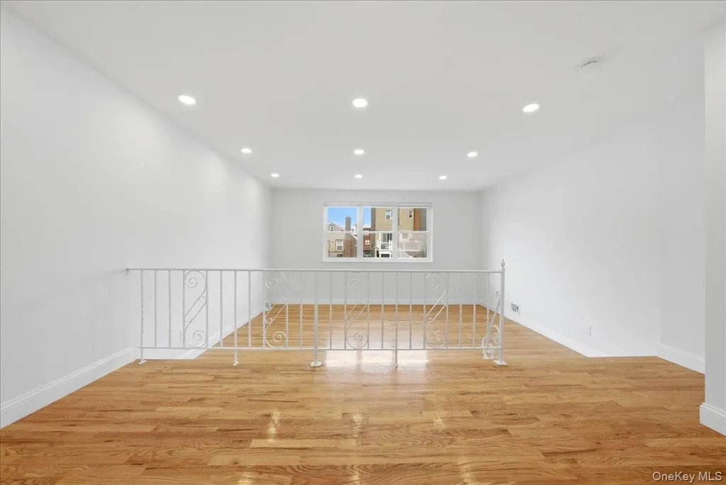 278 Balcom Avenue Bronx NY 10465