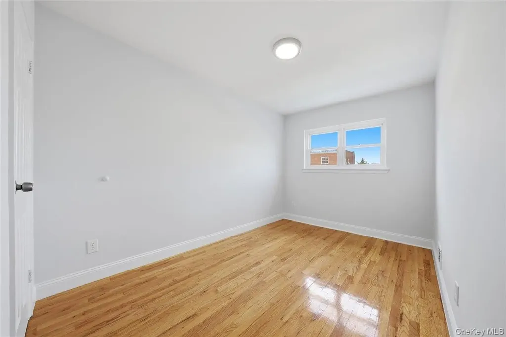 278 Balcom Avenue Bronx NY 10465