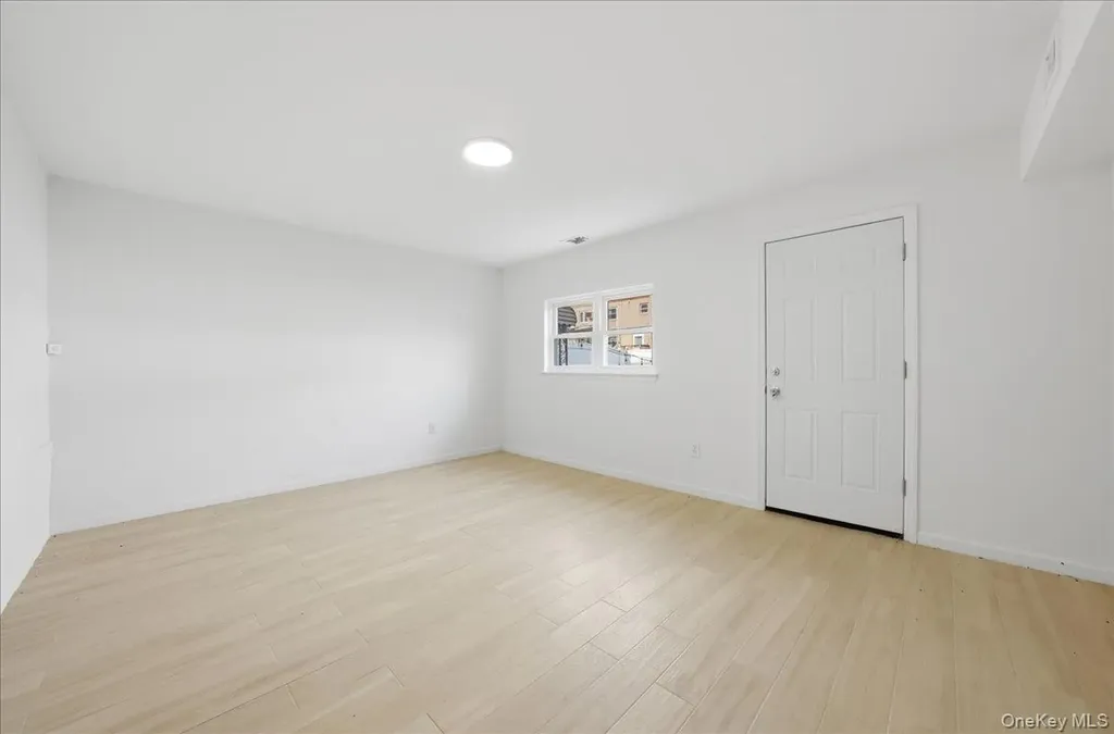 278 Balcom Avenue Bronx NY 10465