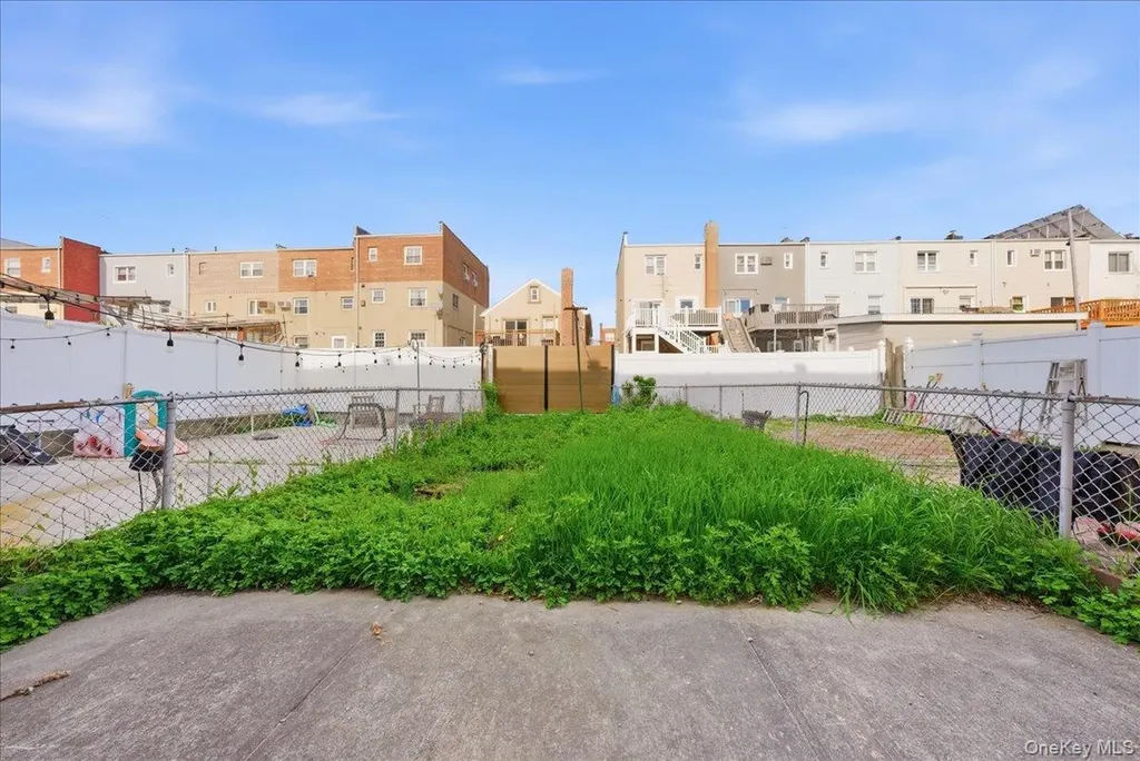 278 Balcom Avenue Bronx NY 10465