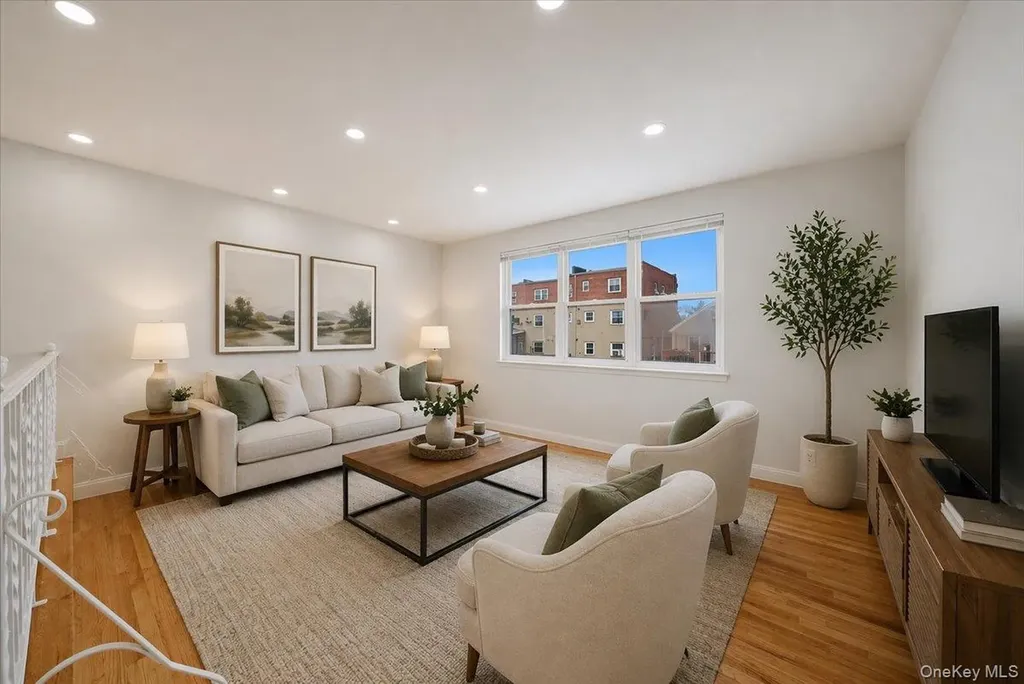 278 Balcom Avenue Bronx NY 10465