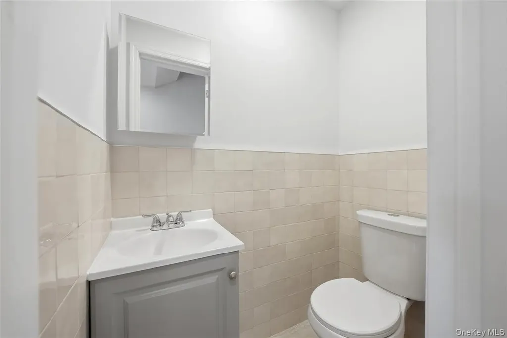 278 Balcom Avenue Bronx NY 10465