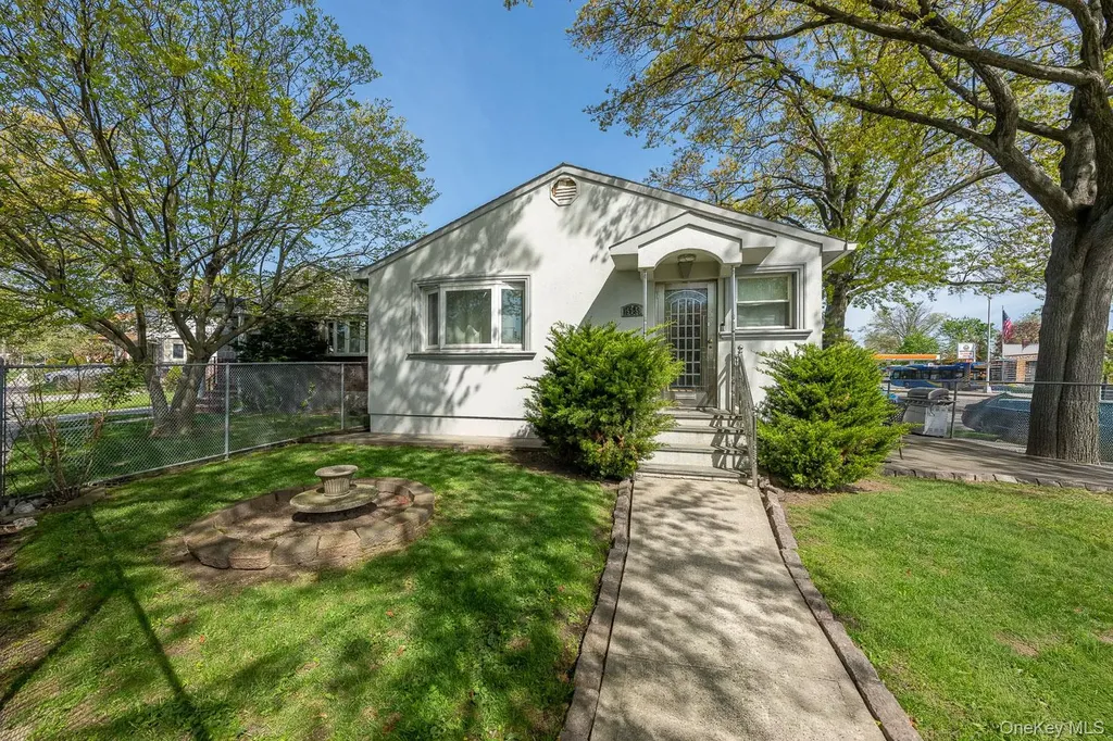 157-59 19th Avenue Whitestone NY 11357