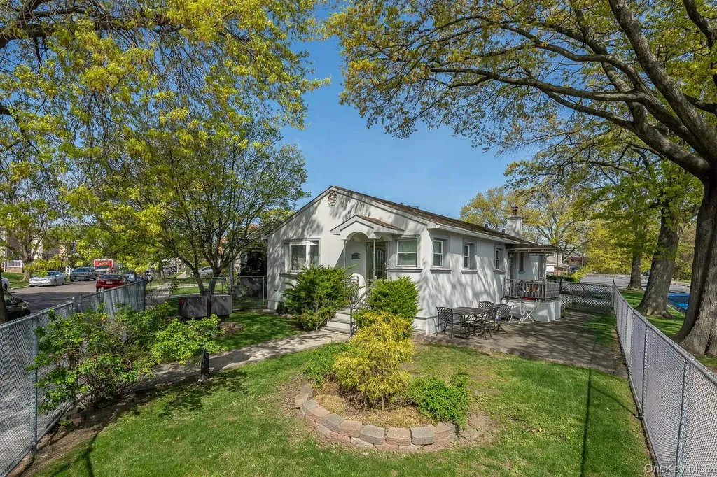 157-59 19th Avenue Whitestone NY 11357