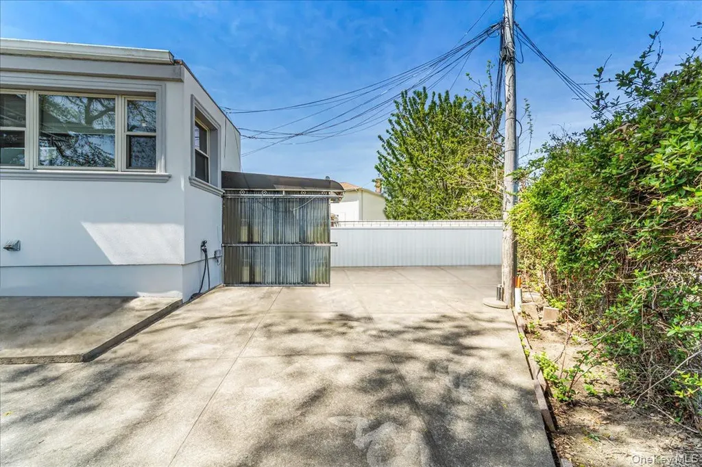157-59 19th Avenue Whitestone NY 11357