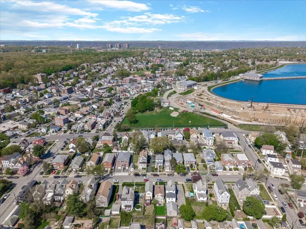 68 Alexander Avenue Yonkers NY 10704