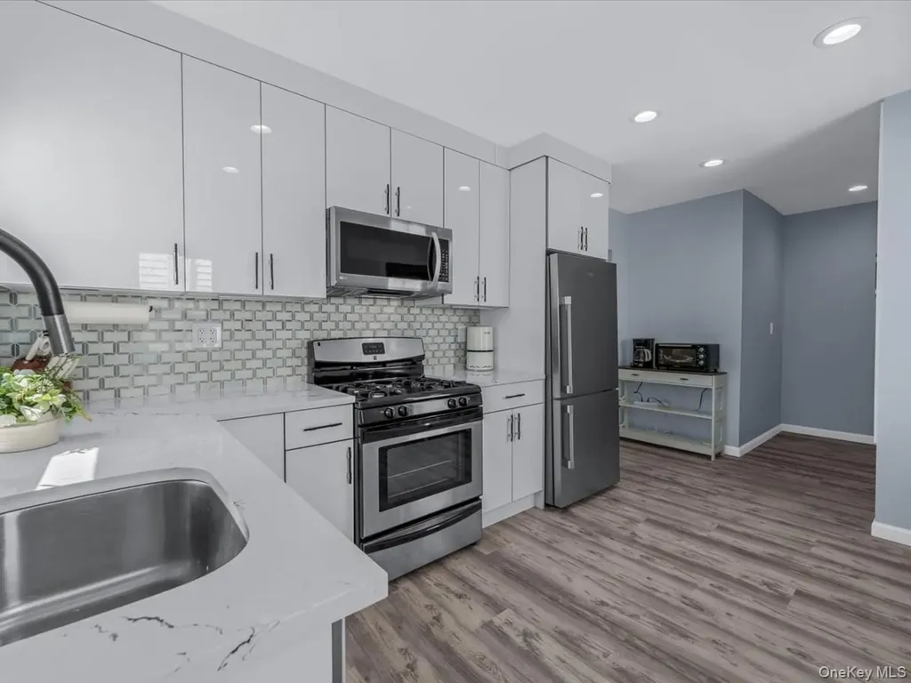68 Alexander Avenue Yonkers NY 10704