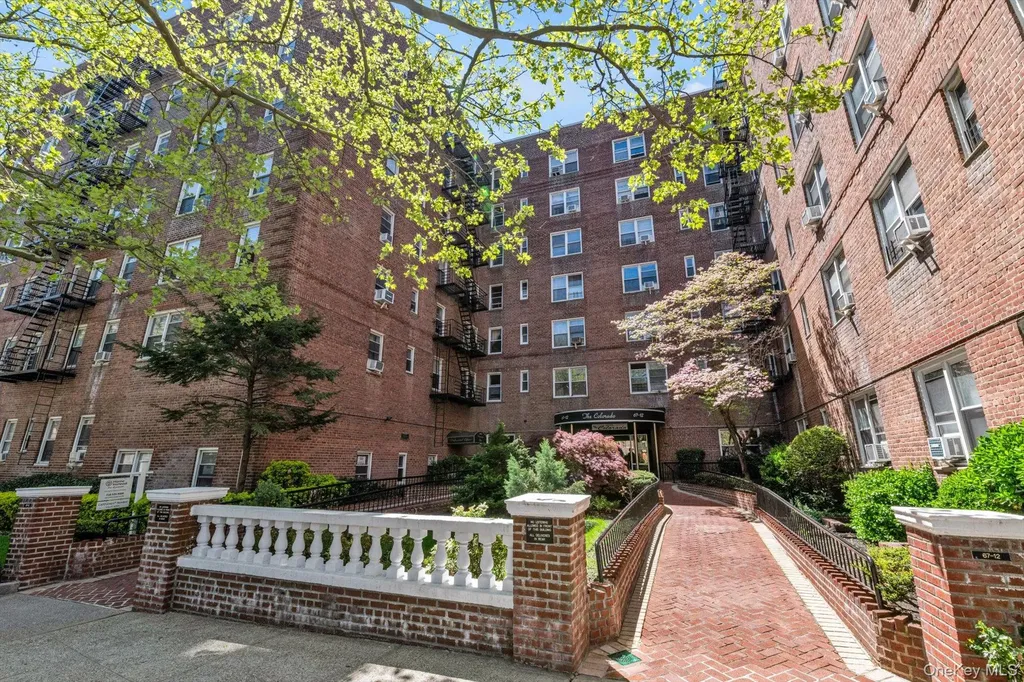 67-12 Yellowstone Boulevard Forest Hills NY 11375