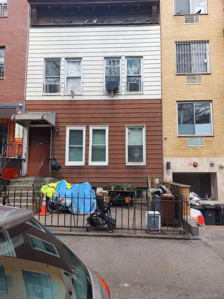 727 53rd Street Brooklyn NY 11220