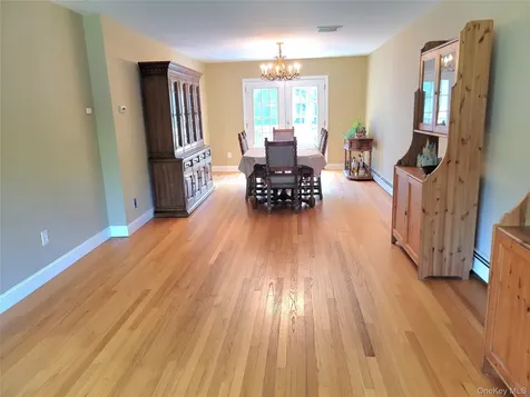 46 Cortlandt Road Mahopac NY 10541