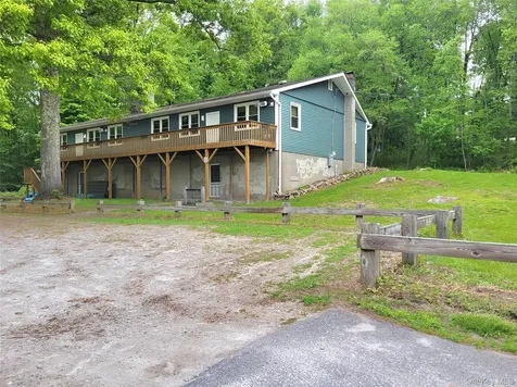 46 Cortlandt Road Mahopac NY 10541