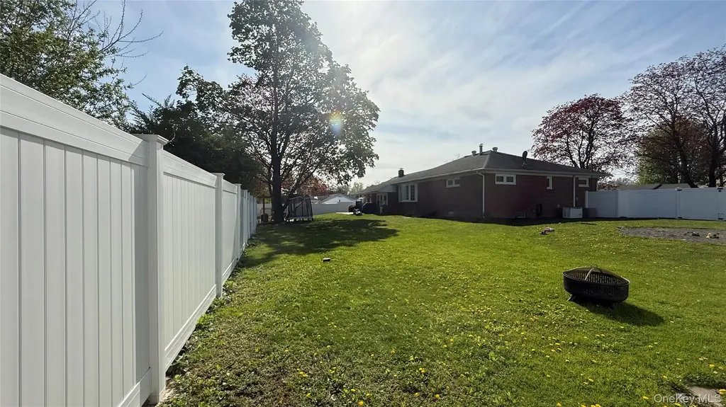 60 Ryerson Road New Hampton NY 10958