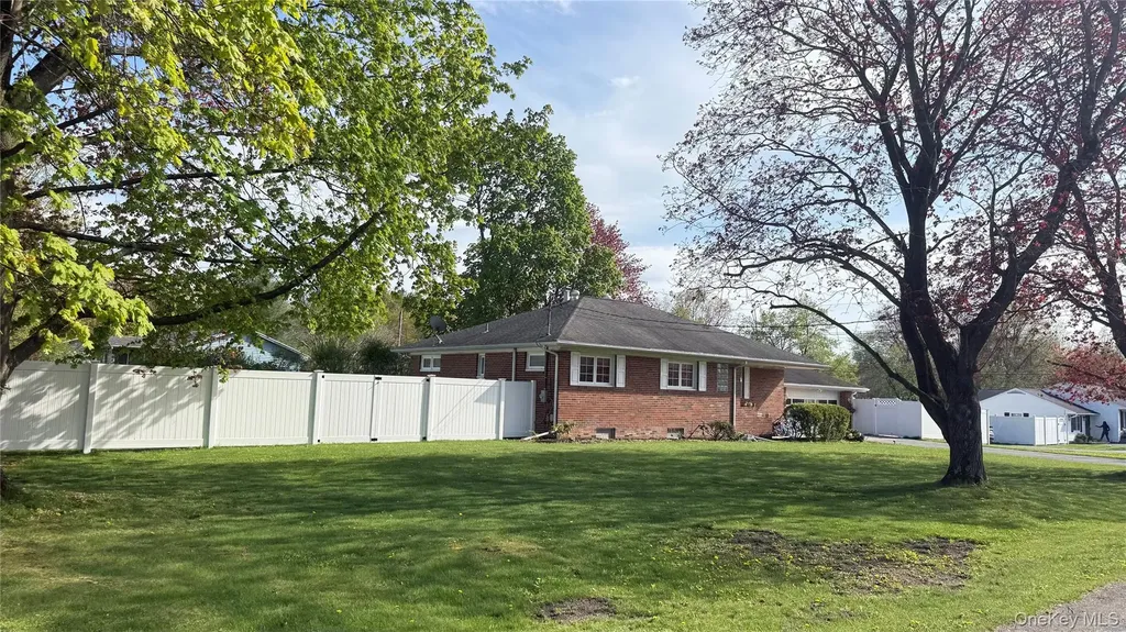 60 Ryerson Road New Hampton NY 10958