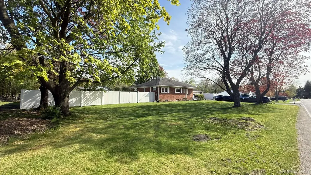 60 Ryerson Road New Hampton NY 10958
