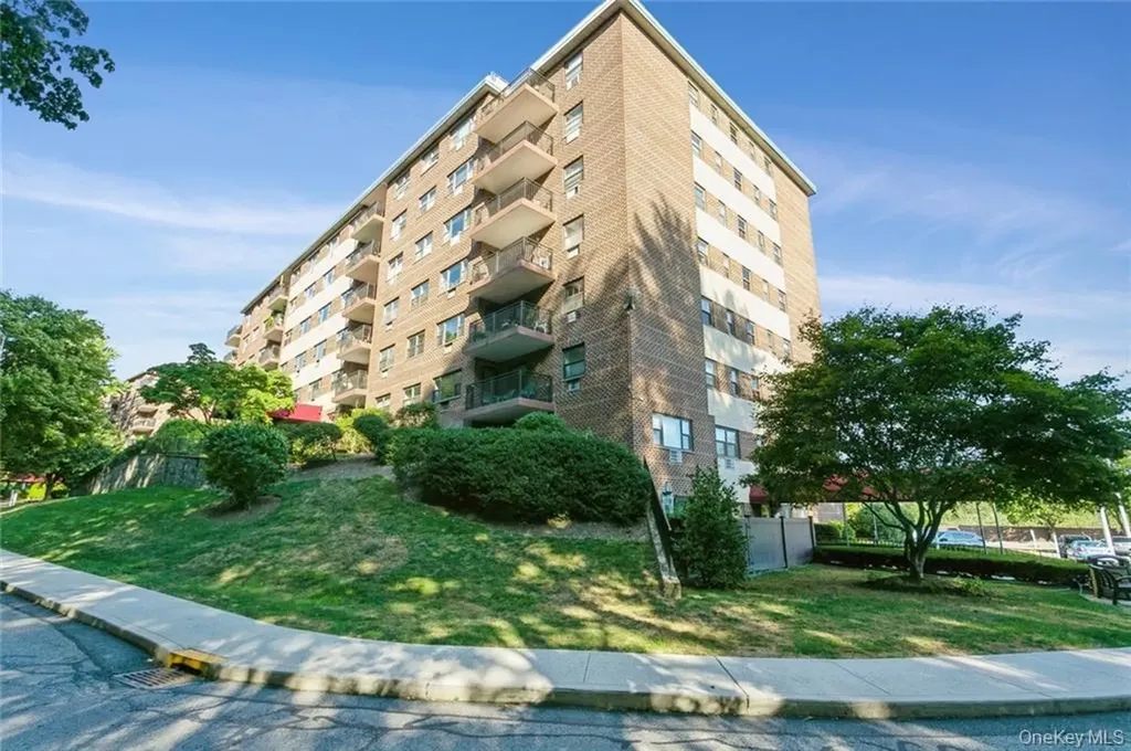 100 Diplomat Drive Mount Kisco NY 10549