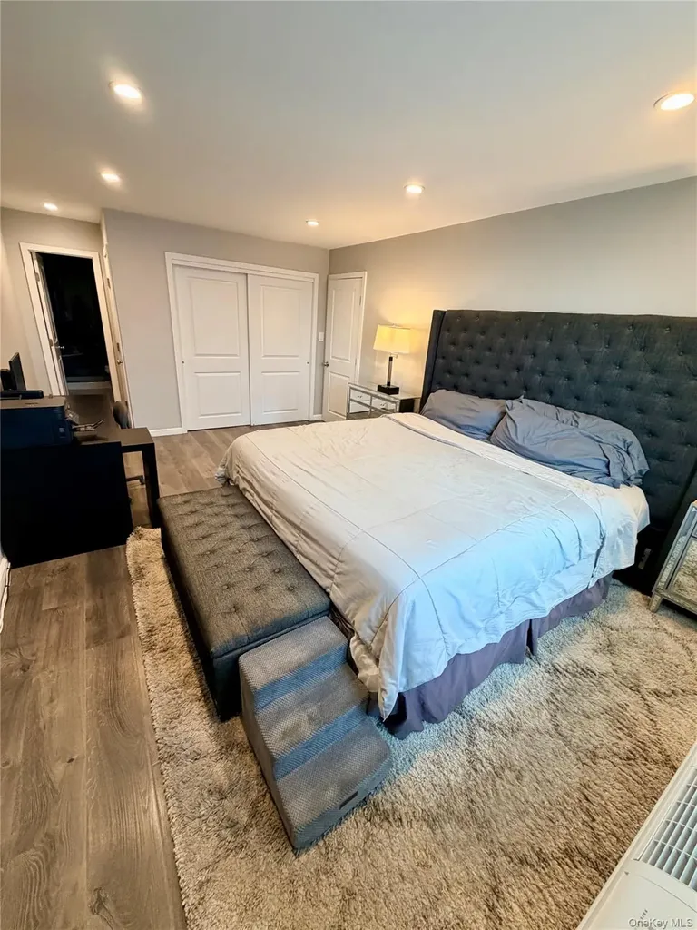 360 Shore Road Long Beach NY 11561