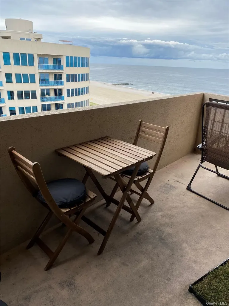 360 Shore Road Long Beach NY 11561