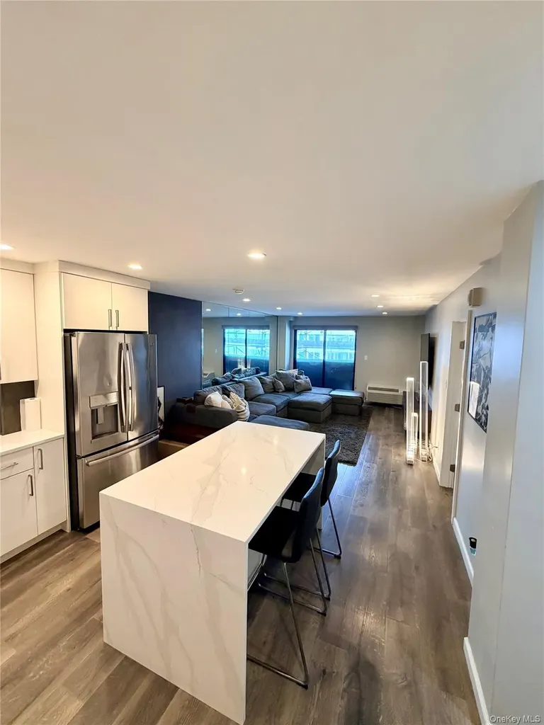 360 Shore Road Long Beach NY 11561