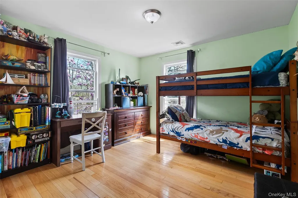 11 Harvest Lane West Islip NY 11795