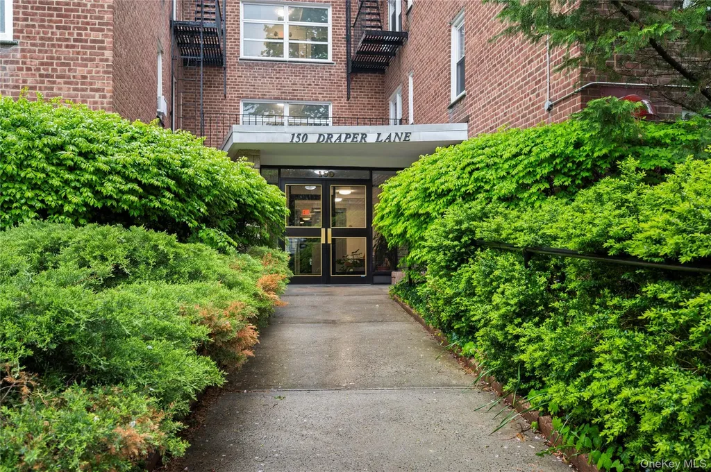 150 Draper Lane Dobbs Ferry NY 10522