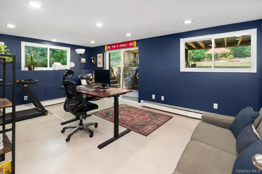 27 Lakeview Avenue W Cortlandt Manor NY 10567