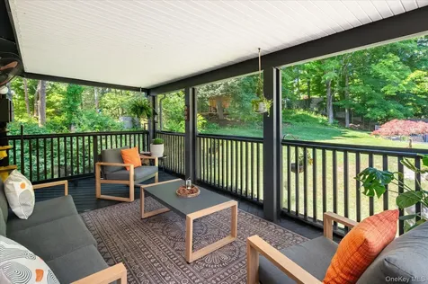27 Lakeview Avenue W Cortlandt Manor NY 10567