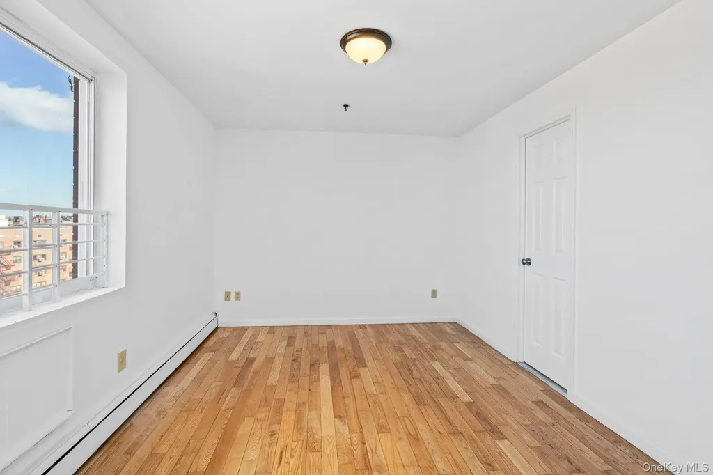 13616 31st Road Flushing NY 11354