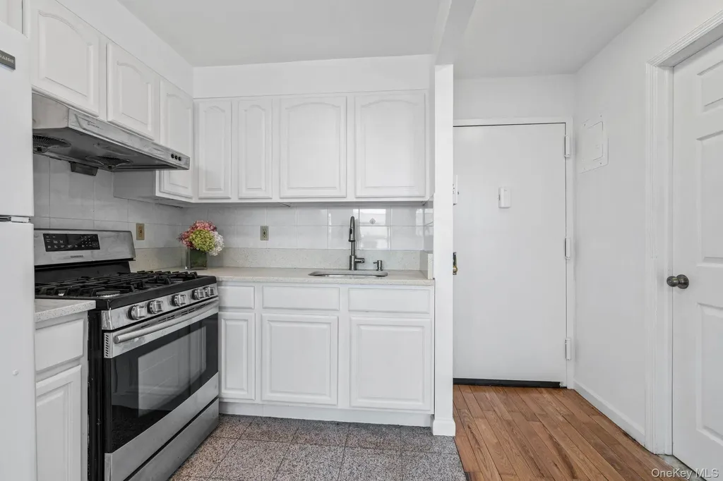 13616 31st Road Flushing NY 11354