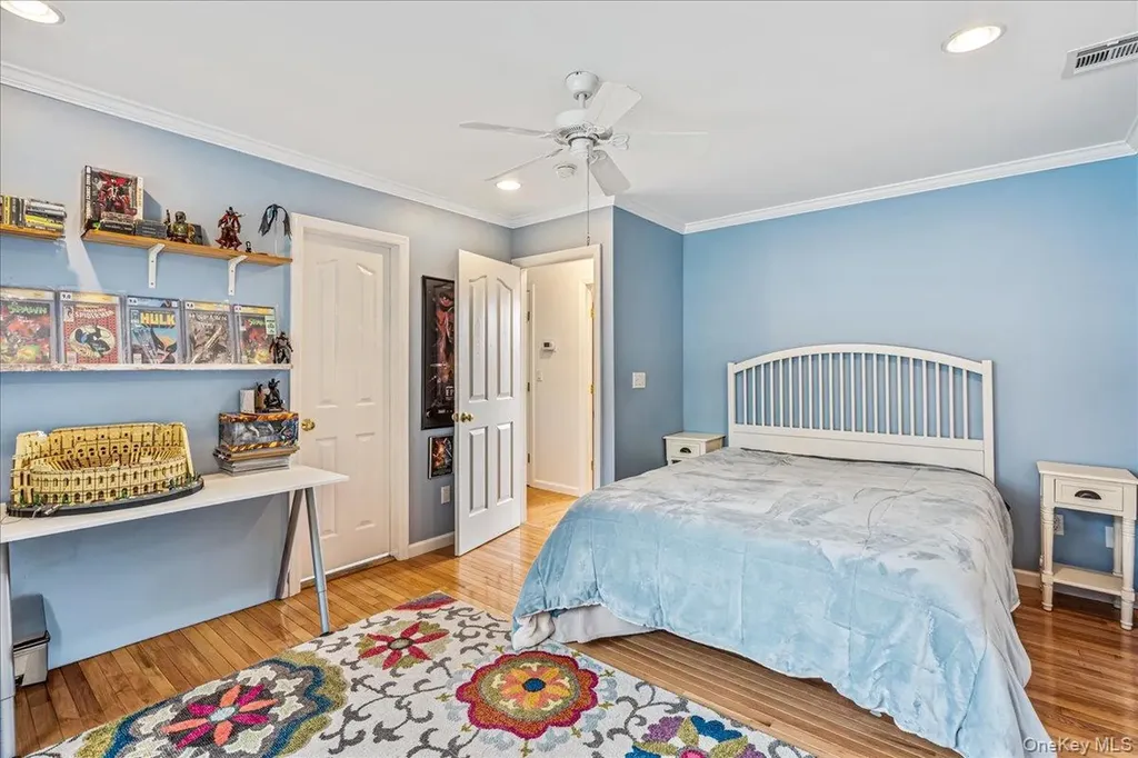 79 White Pine Way Medford NY 11763