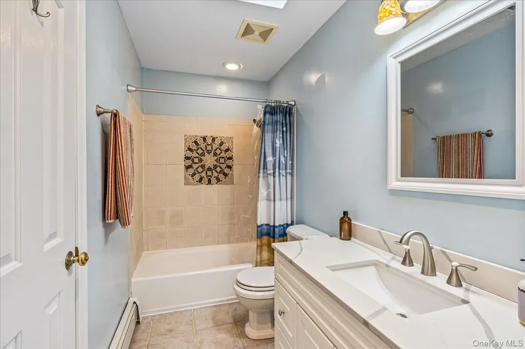 79 White Pine Way Medford NY 11763