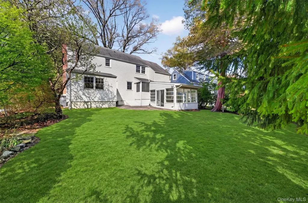 64 Beech Street W White Plains NY 10604