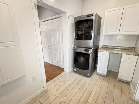 343 North Avenue Pleasant Valley NY 12569