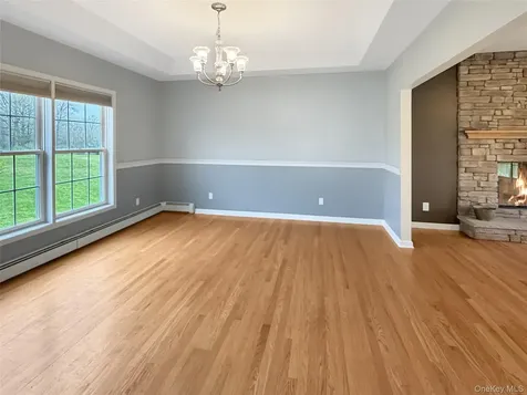 343 North Avenue Pleasant Valley NY 12569