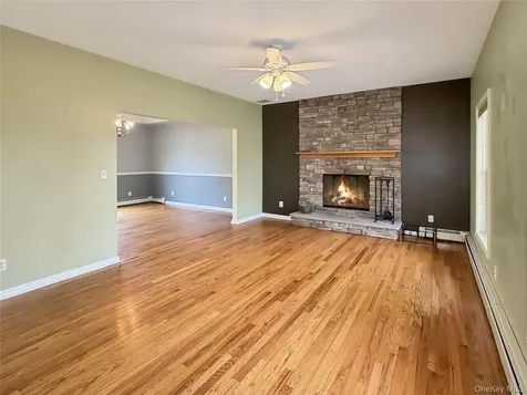 343 North Avenue Pleasant Valley NY 12569